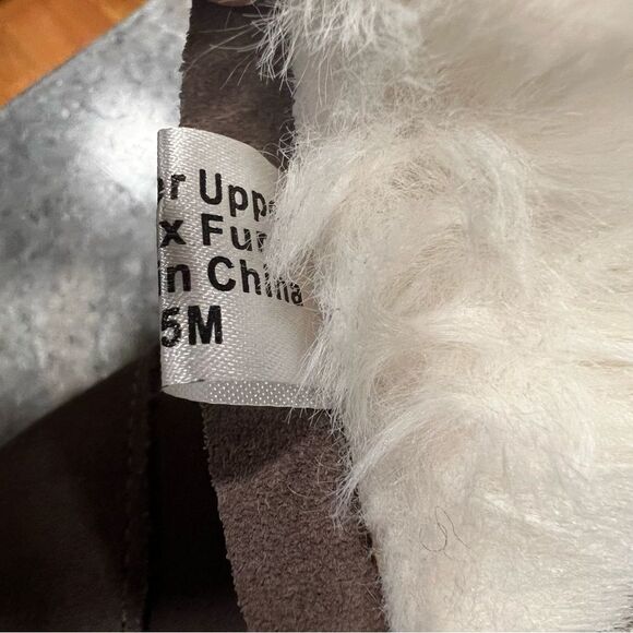 J/SLIDES GRAY/ Taupe Suede Faux Fur Hidden Wedge sneaker Booties Sz 8.5 - Picture 7 of 8